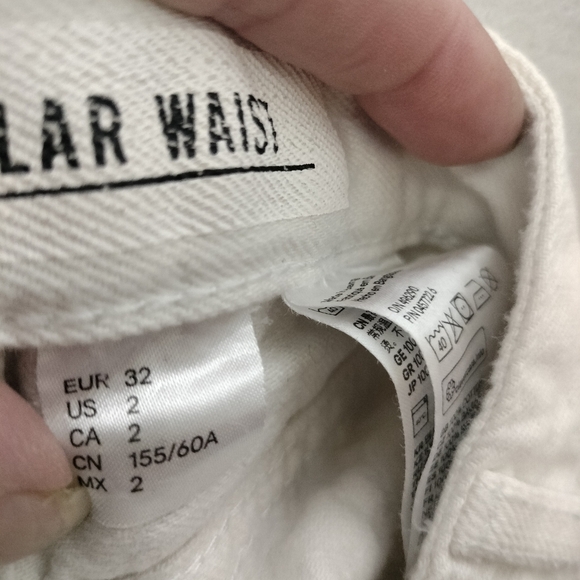 Divided shorts - Picture 4 of 5